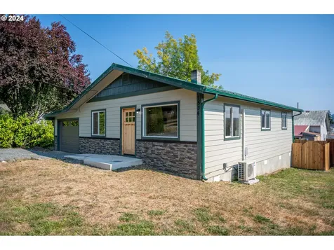 1534 Harris Street Myrtle Point OR 97458