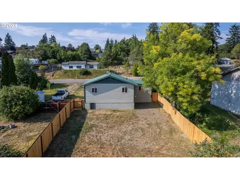 1534 Harris Street Myrtle Point OR 97458