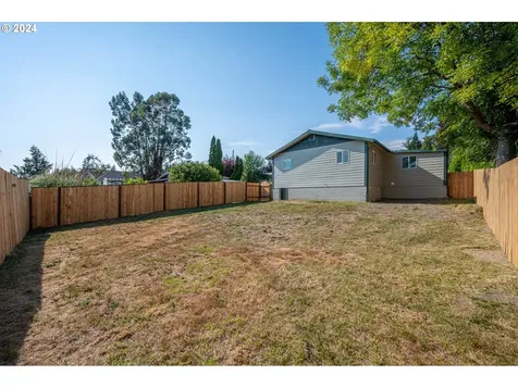 1534 Harris Street Myrtle Point OR 97458