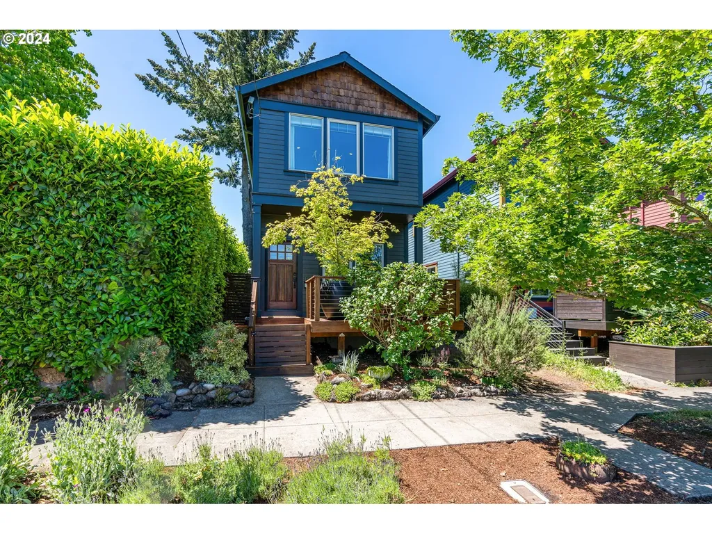 5239 NE 31st Avenue Portland OR 97211