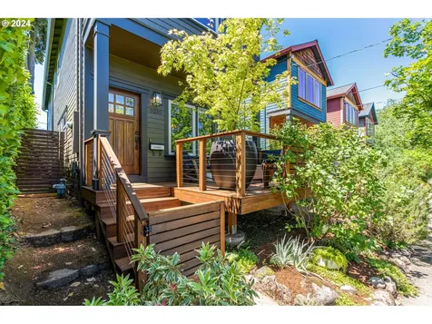 5239 NE 31st Avenue Portland OR 97211