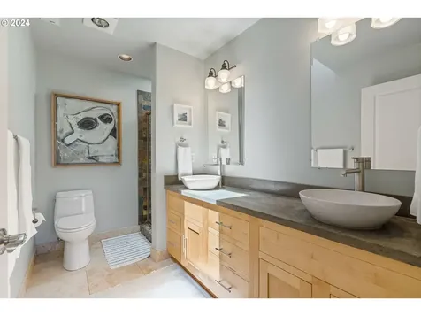5239 NE 31st Avenue Portland OR 97211