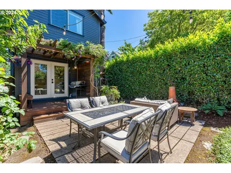 5239 NE 31st Avenue Portland OR 97211