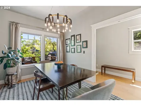 5239 NE 31st Avenue Portland OR 97211
