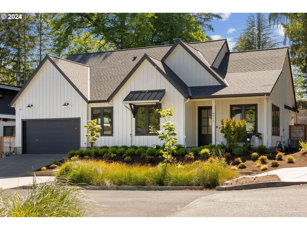 4515 SW 59th Avenue Portland OR 97221