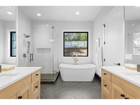 4515 SW 59th Avenue Portland OR 97221