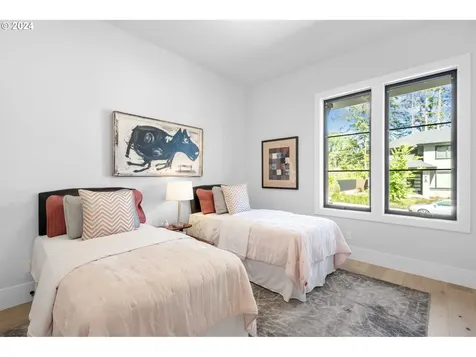 4515 SW 59th Avenue Portland OR 97221