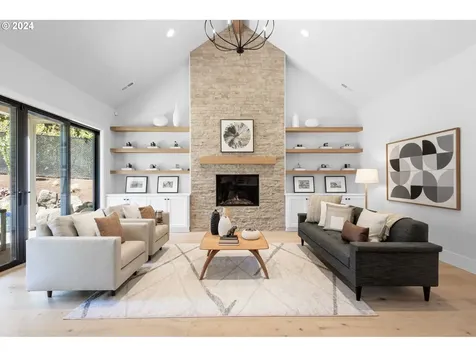 4515 SW 59th Avenue Portland OR 97221