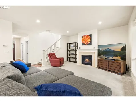9212 NW Harvest Hill Drive Portland OR 97229