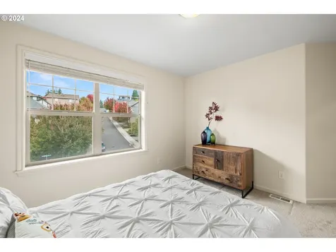 9212 NW Harvest Hill Drive Portland OR 97229
