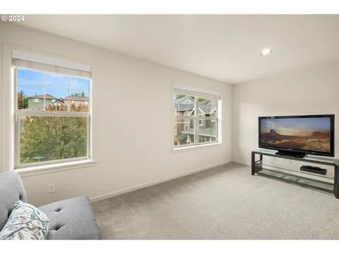 9212 NW Harvest Hill Drive Portland OR 97229