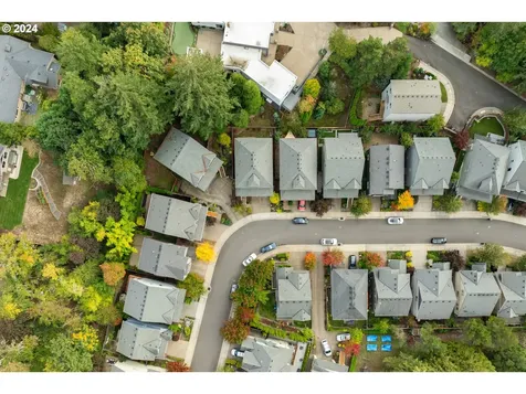 9212 NW Harvest Hill Drive Portland OR 97229