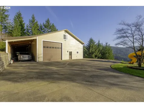 30610 Ne 245th Avenue Yacolt WA 98675