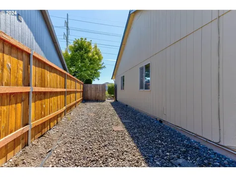 3103 Ne 166th Place Vancouver WA 98682