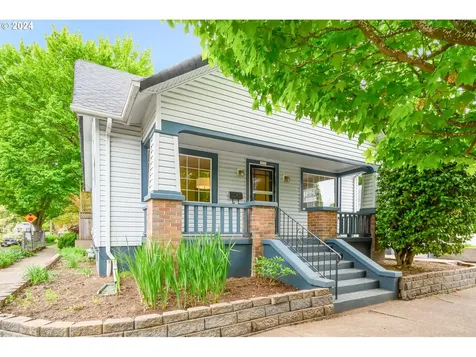 1903 Se Brooklyn Street Portland OR 97202