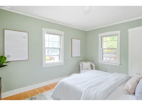 1903 Se Brooklyn Street Portland OR 97202