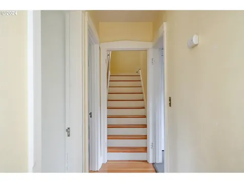 1903 Se Brooklyn Street Portland OR 97202