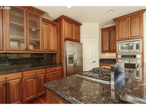 704 W S Street Washougal WA 98671