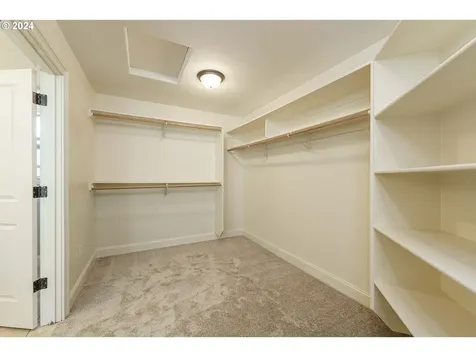 704 W S Street Washougal WA 98671