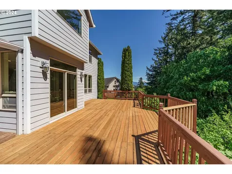 704 W S Street Washougal WA 98671