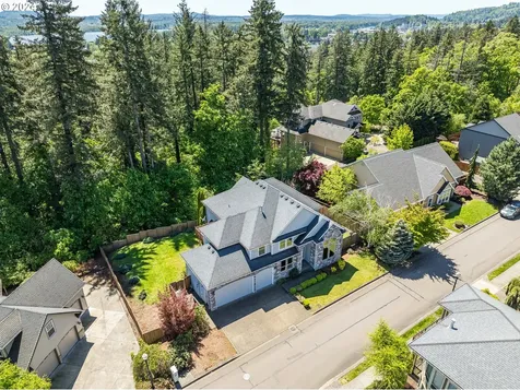 704 W S Street Washougal WA 98671