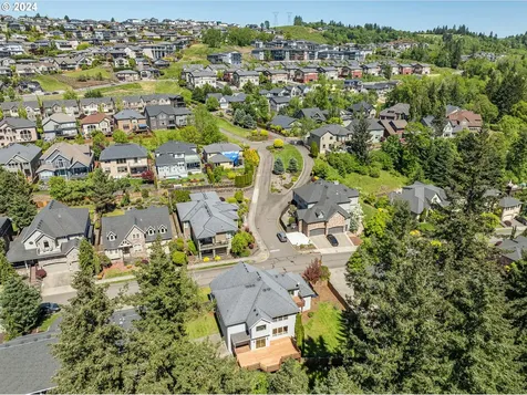 704 W S Street Washougal WA 98671