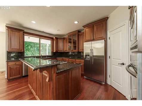 704 W S Street Washougal WA 98671
