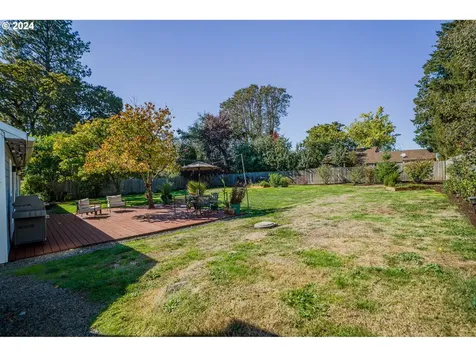 925 NW Dale Avenue Portland OR 97229
