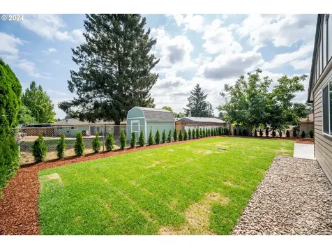 2300 Ne Elliott Avenue Gresham OR 97030