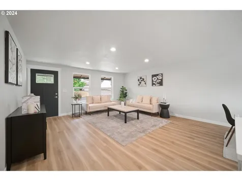 2300 Ne Elliott Avenue Gresham OR 97030