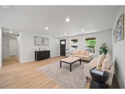 2300 Ne Elliott Avenue Gresham OR 97030
