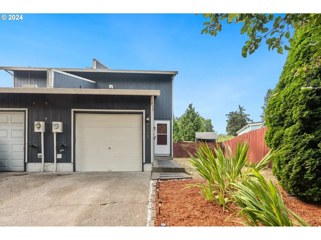 4222 N Juneau Street Portland OR 97203