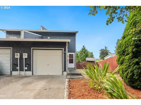 4222 N Juneau Street Portland OR 97203