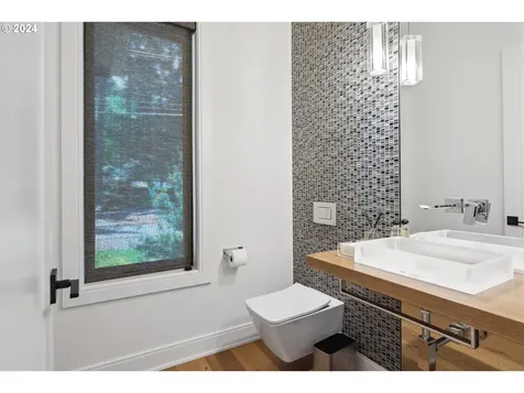 1289 Chandler Road Lake Oswego OR 97034