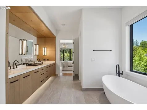 1289 Chandler Road Lake Oswego OR 97034