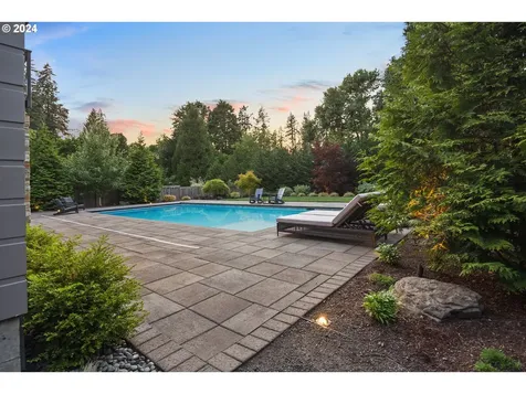 1289 Chandler Road Lake Oswego OR 97034