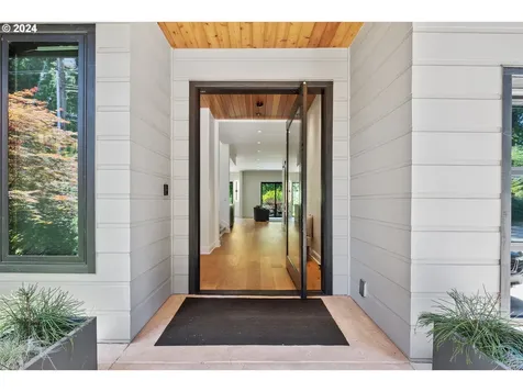 1289 Chandler Road Lake Oswego OR 97034