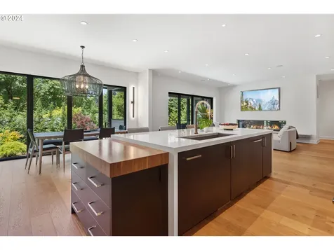 1289 Chandler Road Lake Oswego OR 97034