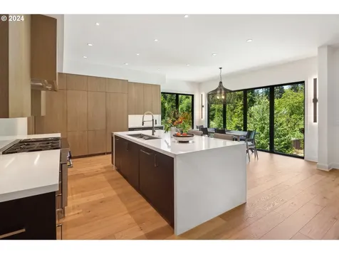 1289 Chandler Road Lake Oswego OR 97034