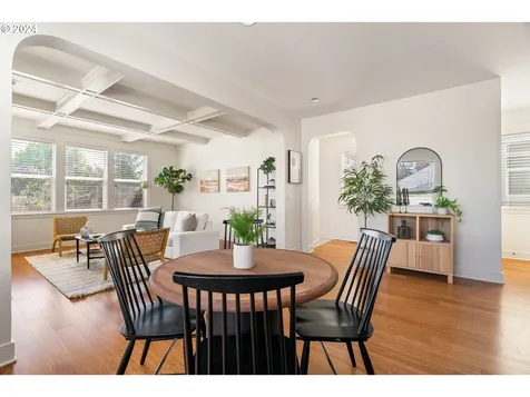 4834 Ne 25th Avenue Portland OR 97211