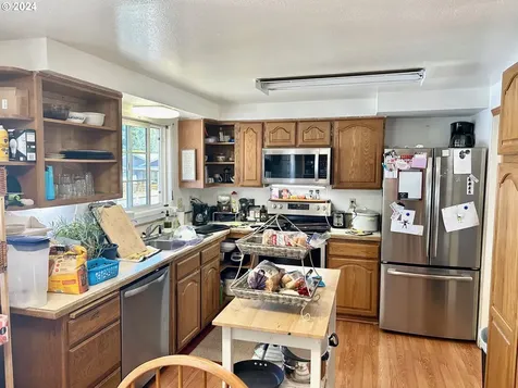 2920 Greenbriar Street Reedsport OR 97467
