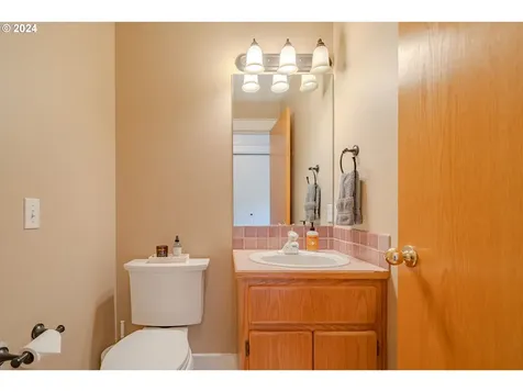 8003 Ne 101st Circle Vancouver WA 98662