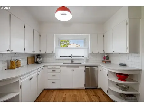 4615 Se 37th Avenue Portland OR 97202