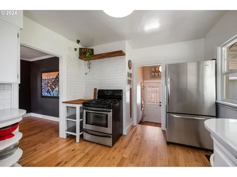 4615 Se 37th Avenue Portland OR 97202