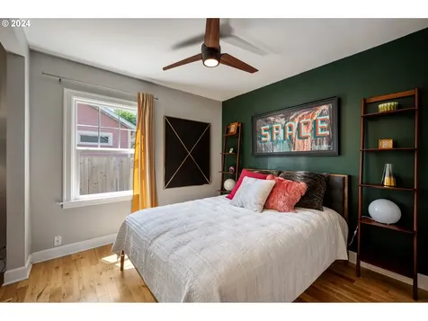 4615 Se 37th Avenue Portland OR 97202