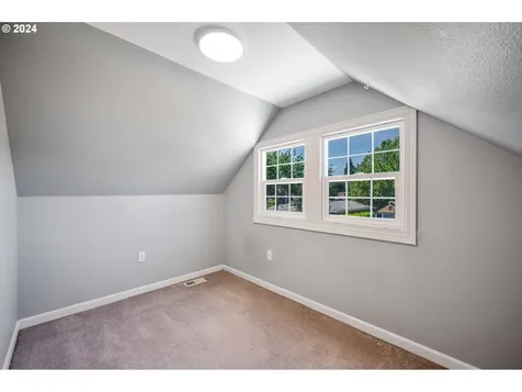 4615 Se 37th Avenue Portland OR 97202