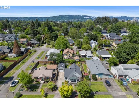 4615 Se 37th Avenue Portland OR 97202