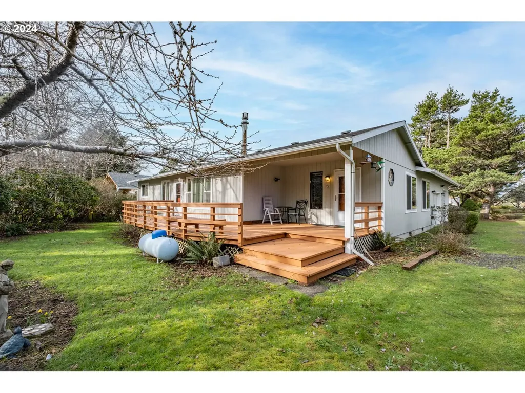 26185 David Avenue Rockaway Beach OR 97136