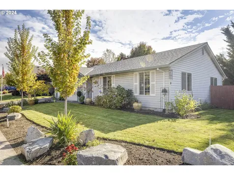 1750 NE Coburn Drive Mcminnville OR 97128