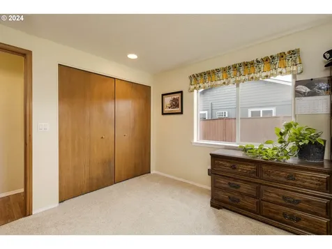 1750 NE Coburn Drive Mcminnville OR 97128